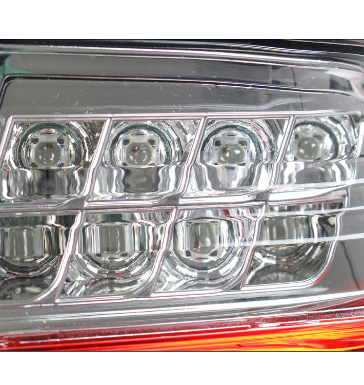 For 2002-2005 BMW 3 Series E46 Sedan 4Dr LED Tail Brake Lights Lamps - Red / Clear